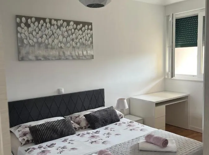 Lujan Διαμέρισμα *